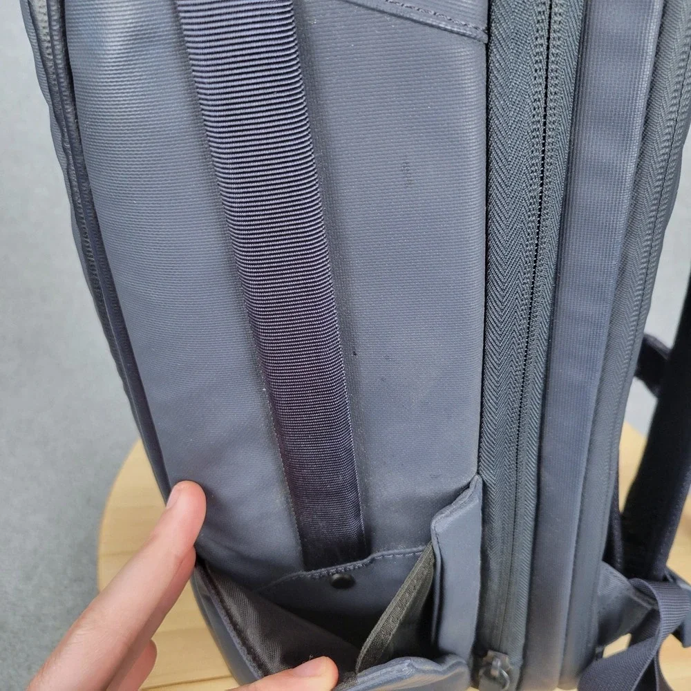 Nomatic 20L Travel Pack Backpack Unisex 20L Navy Blue Water Resistant Techwear